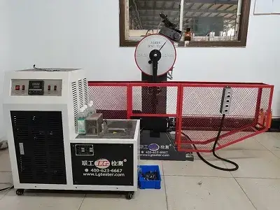 Máquina de ensayo de impacto